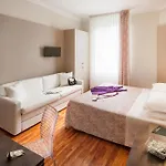 Riviera Hotel