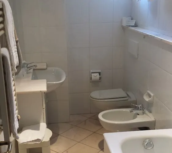 Riviera Готель 3*