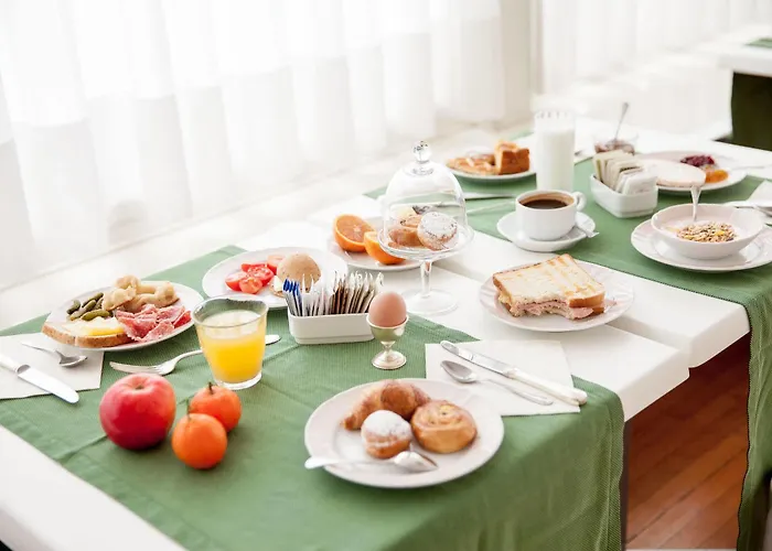 Riviera Готель Рапалло