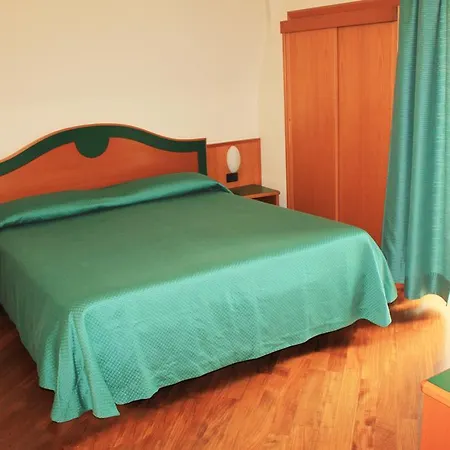 Ξενοδοχείο Riviera