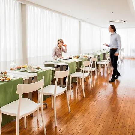 ホテル Riviera ラッパロ