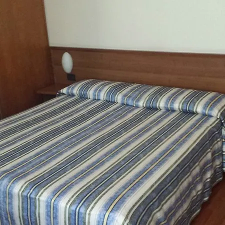 ホテル Riviera 3*